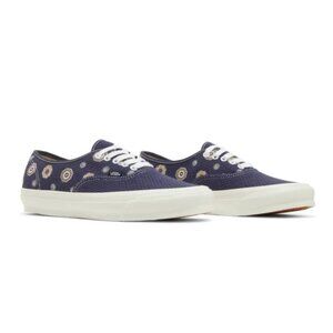 BRAND NEW Kith x Vans Navy Blue Size 8